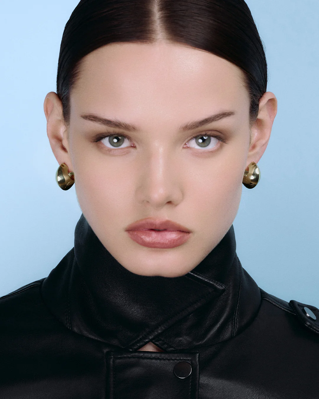 Rivetto Earrings Gold - Image 2